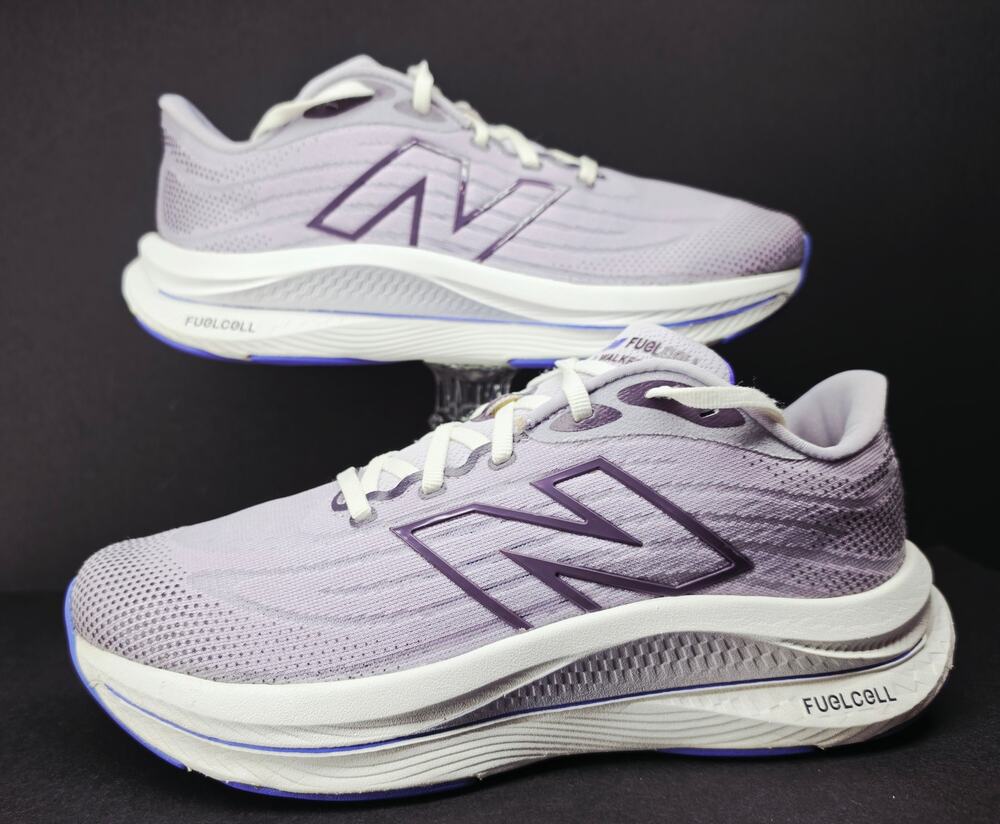 New Balance Women 9 Comfy footwear